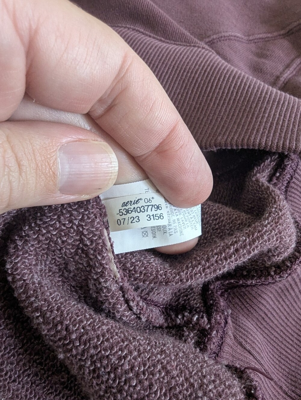 Aerie Oversized Crewneck Sweatshirt Distressed Cozy Maroon Relaxed Fit - Picture 8 of 8